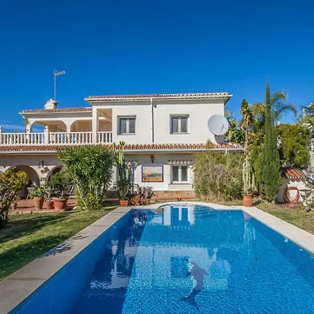 Villa Aurelia Sea Views Heatable Pool - Billiard Ping-pong Fooball Table - & At 500 M *