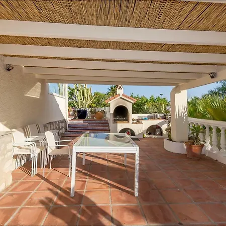 Villa Aurelia Sea Views Heatable Pool - Billiard Ping-pong Fooball Table - & At 500 M *